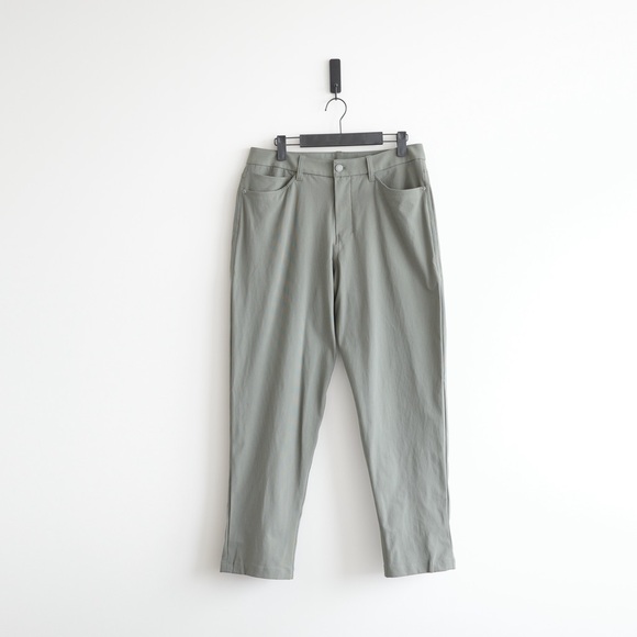 ABC Relaxed-Fit 5 Pocket Pant Army Green Warpstreme Size US 30 - Picture 1 of 5